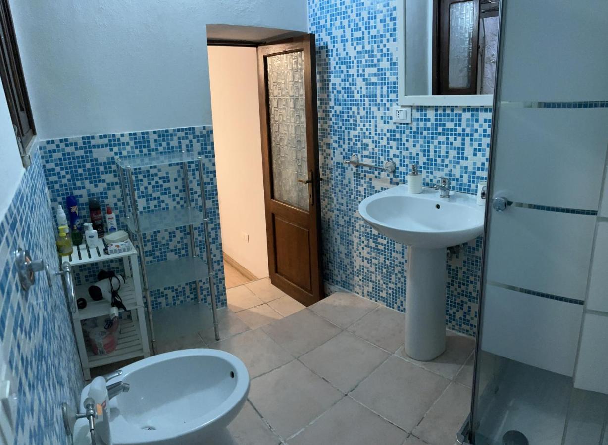 Apartamento Casa Victoria Cagliari Exterior foto