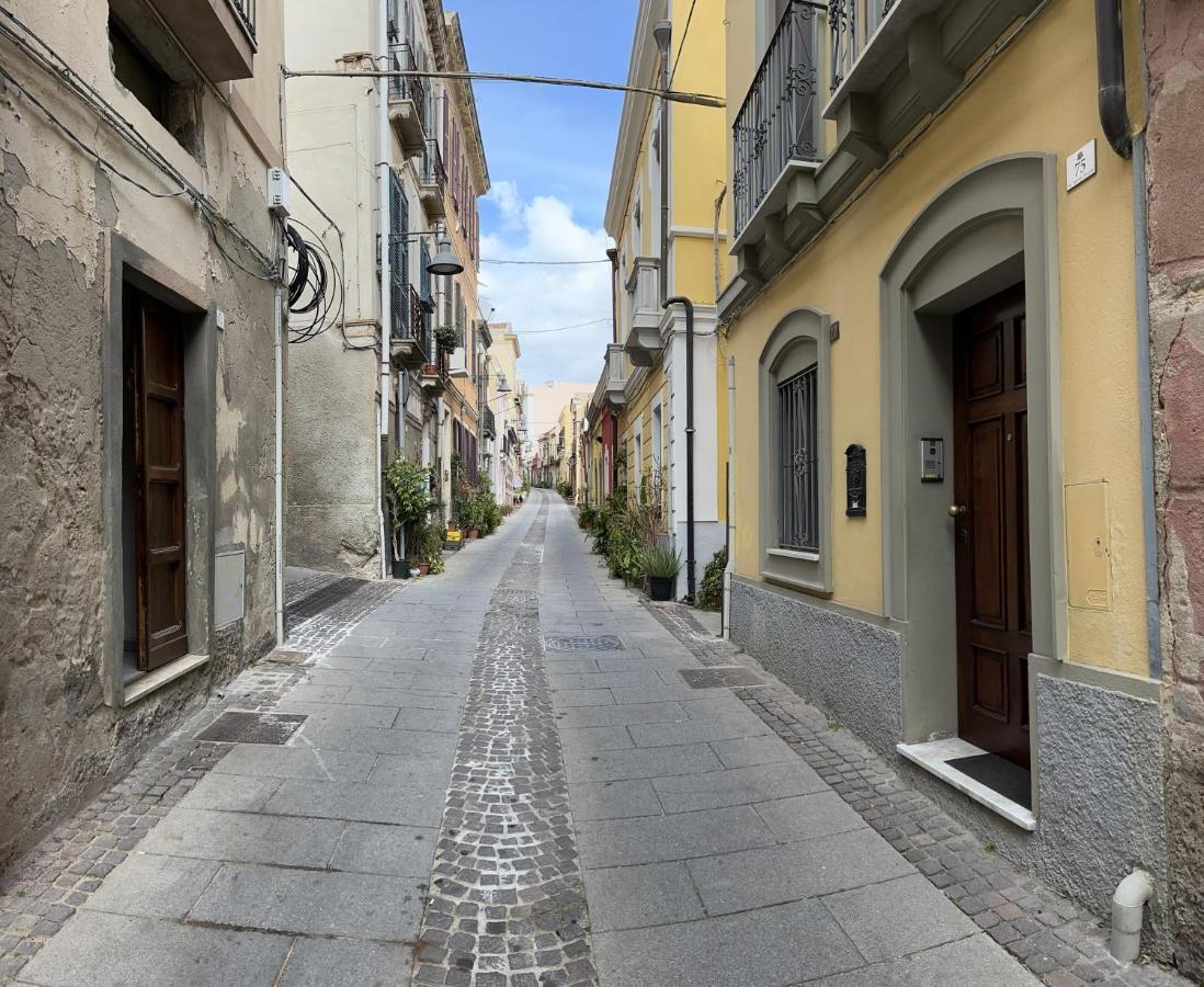 Apartamento Casa Victoria Cagliari Exterior foto